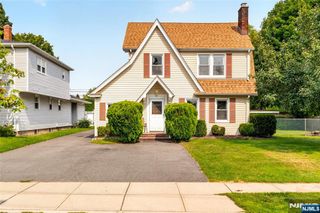 9 Long Avenue, Mahwah, NJ 07430