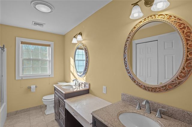 30 Alyssa Court, Scituate, RI 02831