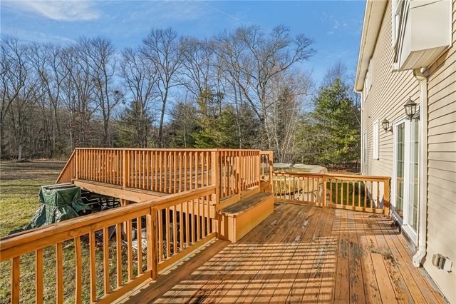 30 Alyssa Court, Scituate, RI 02831