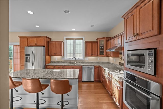 30 Alyssa Court, Scituate, RI 02831