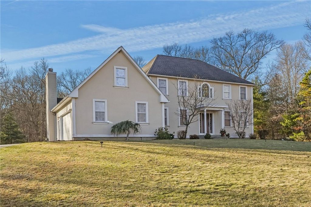 30 Alyssa Court, Scituate, RI 02831