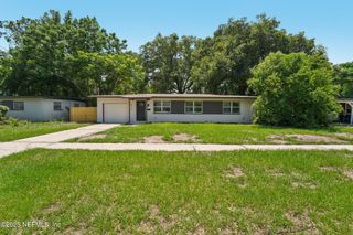 6918 GREENHOLLY Drive, Jacksonville, FL 32277
