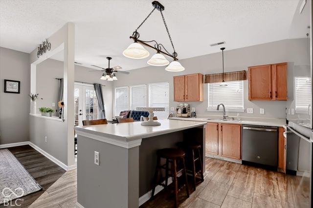 3553 White Cliff Way, Whitestown, IN 46075