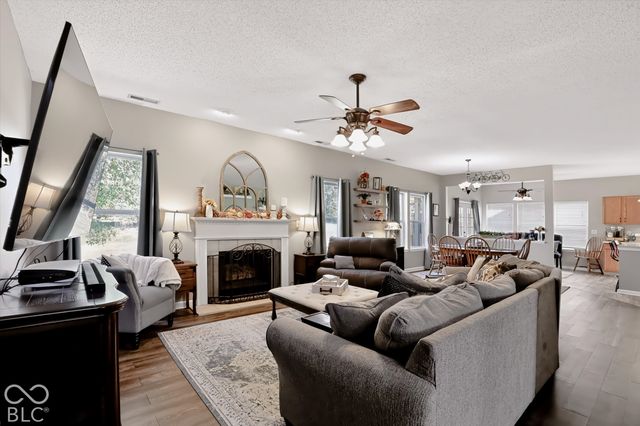 3553 White Cliff Way, Whitestown, IN 46075