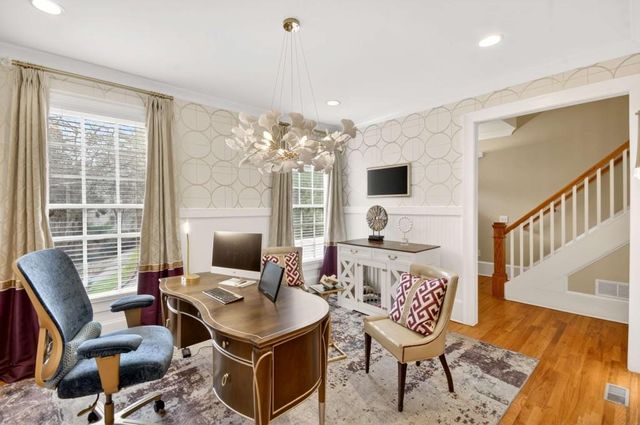 2660 Colgan SE Court, Atlanta, GA 30317