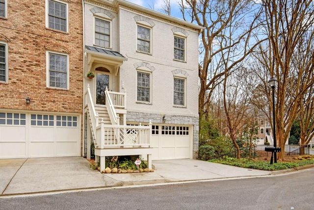 2660 Colgan SE Court, Atlanta, GA 30317