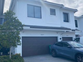 10820 SW 232nd Ter 11820, Homestead, FL 33032