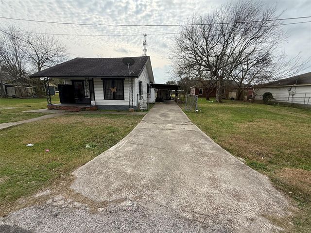 1037 New Orleans Ave Avenue, Port Arthur, TX 77640