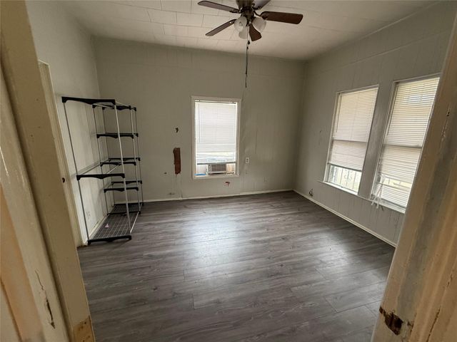 1037 New Orleans Ave Avenue, Port Arthur, TX 77640