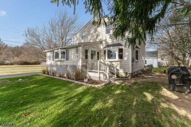 285 County Road 579, Bethlehem Twp., NJ 08804