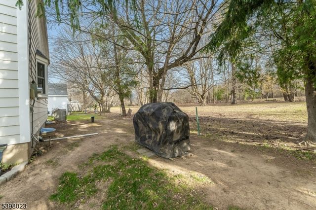 285 County Road 579, Bethlehem Twp., NJ 08804