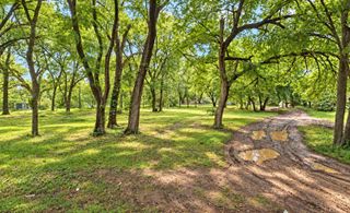 152 Bowden Circle, Burleson, TX 76028