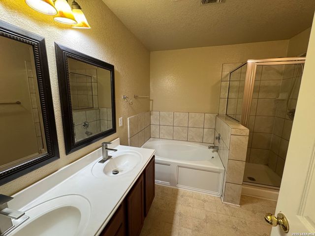 5629 Poppy Seed Run, Leon Valley, TX 78238