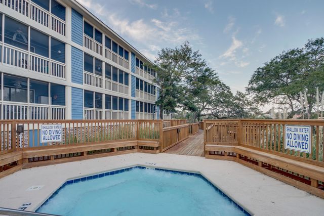 806 Conway St Apt 311, North Myrtle Beach, SC 29582