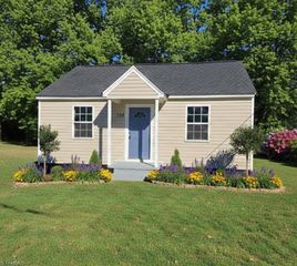 524 Avon Avenue, Burlington, NC 27215