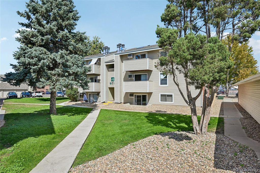 10150 E Virginia Avenue 4-301, Denver, CO 80247