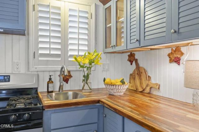 280 Rossmore Drive, Oxnard, CA 93035