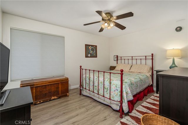 15155 Sherman Way 60, Van Nuys, CA 91405