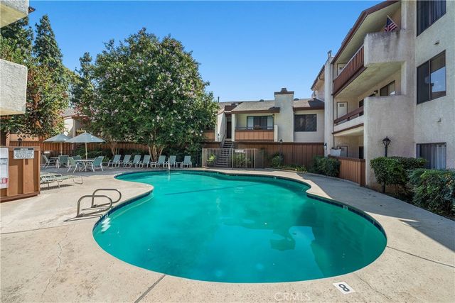 15155 Sherman Way 60, Van Nuys, CA 91405