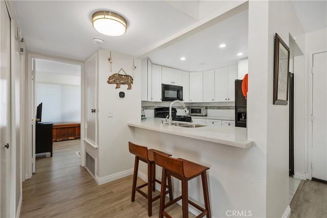 15155 Sherman Way 60, Van Nuys, CA 91405