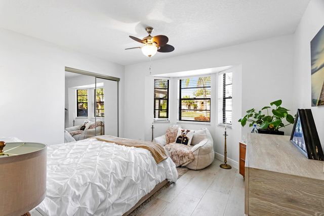 1855 Primrose Lane, Wellington, FL 33414