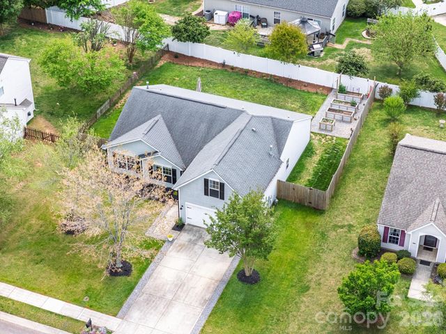 163 Pleasant Grove Lane, Mooresville, NC 28115