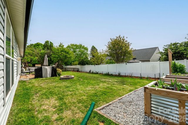 163 Pleasant Grove Lane, Mooresville, NC 28115