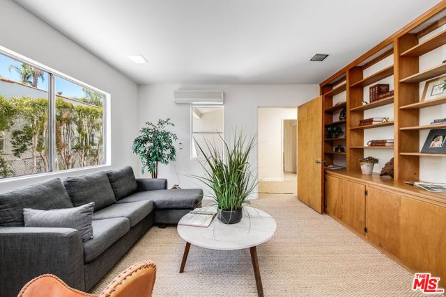 712 S Citrus Avenue, Los Angeles, CA 90036