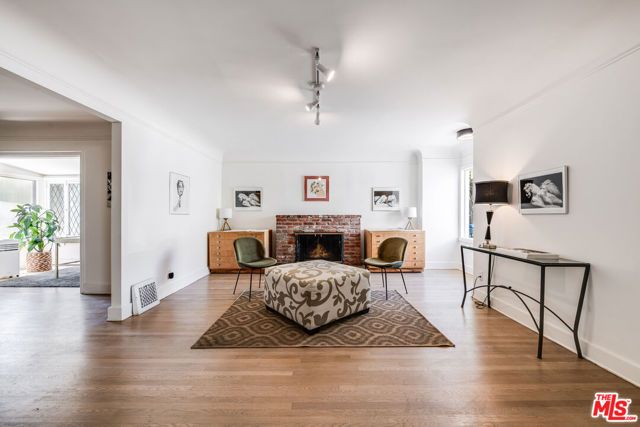 712 S Citrus Avenue, Los Angeles, CA 90036
