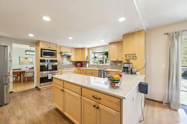 172 Easson Ct, Vallejo, CA 94591