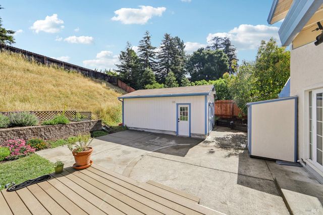 172 Easson Ct, Vallejo, CA 94591