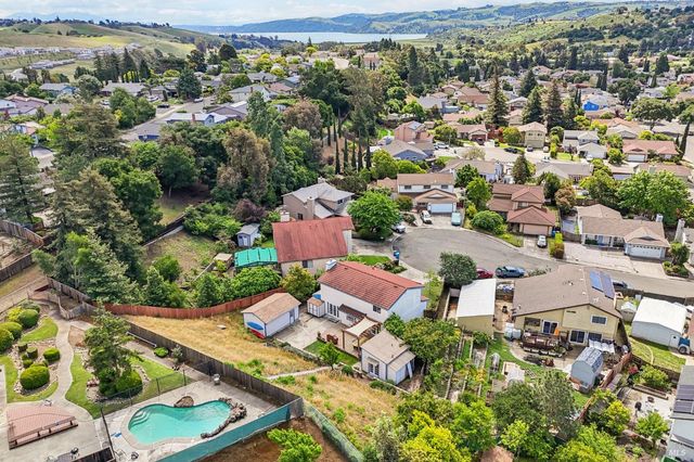 172 Easson Ct, Vallejo, CA 94591