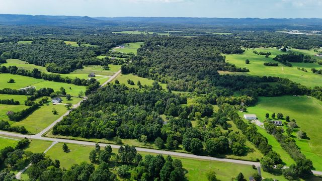 5 Cedar Grove Rd, Murfreesboro, TN 37127