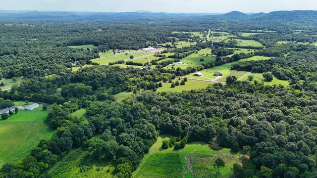 5 Cedar Grove Rd, Murfreesboro, TN 37127