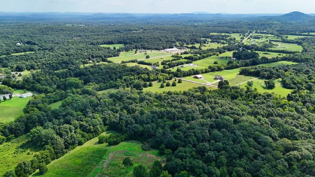 5 Cedar Grove Rd, Murfreesboro, TN 37127