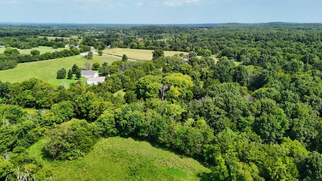 5 Cedar Grove Rd, Murfreesboro, TN 37127
