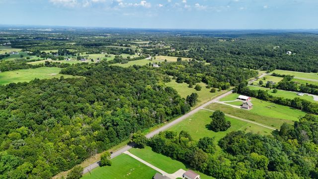 5 Cedar Grove Rd, Murfreesboro, TN 37127