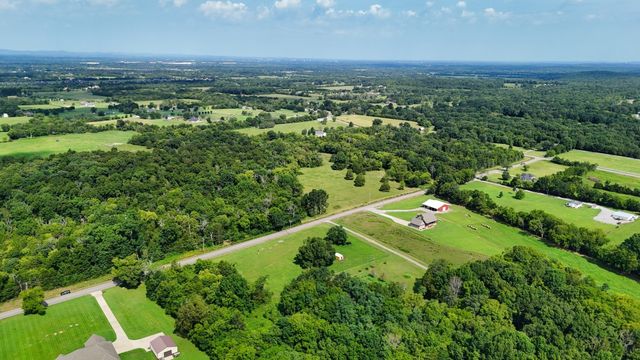 5 Cedar Grove Rd, Murfreesboro, TN 37127