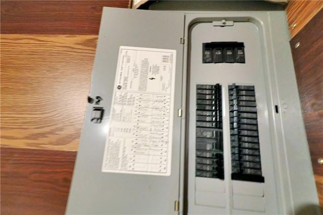 1503 Nottingham Drive, Warrensburg, MO 64093