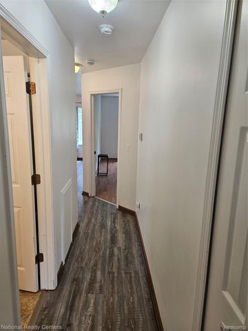 35571 Pheasant Lane, Westland, MI 48185