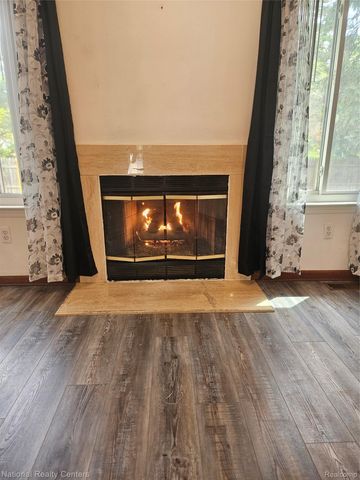 35571 Pheasant Lane, Westland, MI 48185