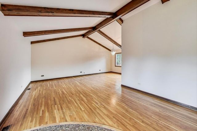 823 N Cambridge Row Road, Addison, IL 60101