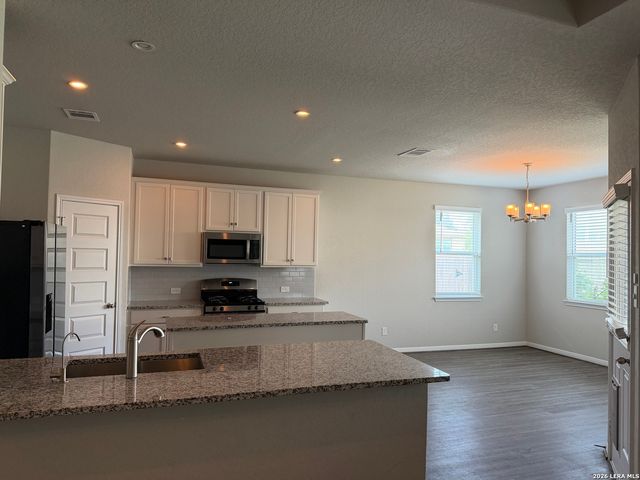 9957 Arches Valley, Schertz, TX 78154