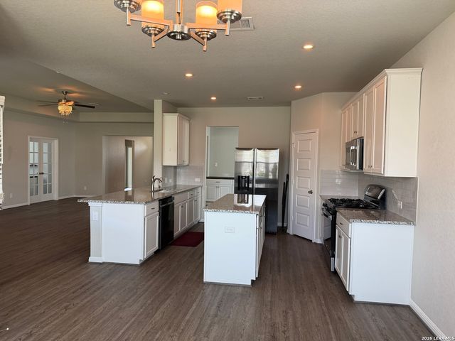 9957 Arches Valley, Schertz, TX 78154