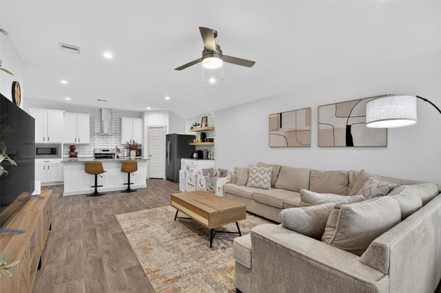 12812 Tokenhouse Lane, Houston, TX 77047