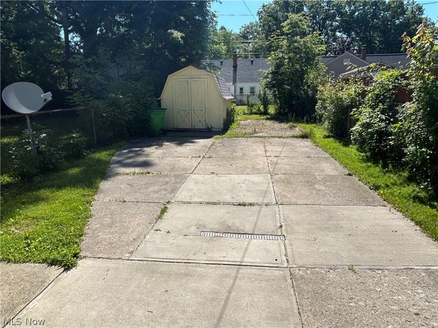 23338 Roger Drive, Euclid, OH 44123