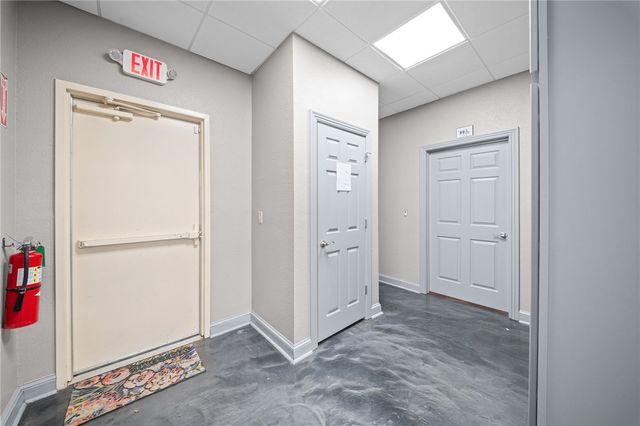1001 SE 28th Street 3, Bentonville, AR 72712