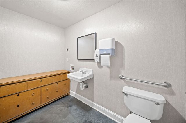 1001 SE 28th Street 3, Bentonville, AR 72712