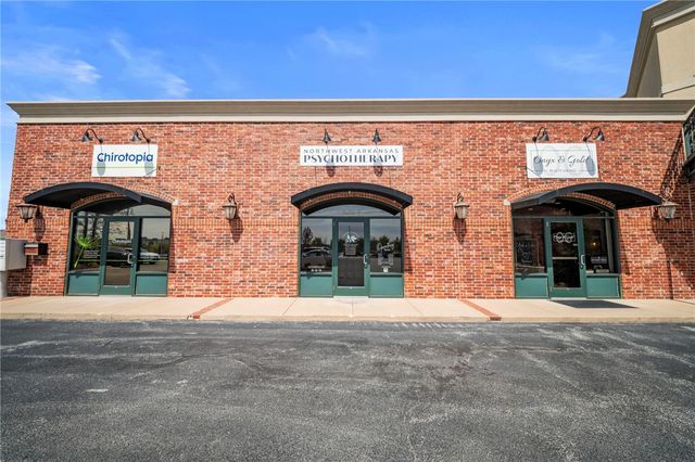 1001 SE 28th Street 3, Bentonville, AR 72712