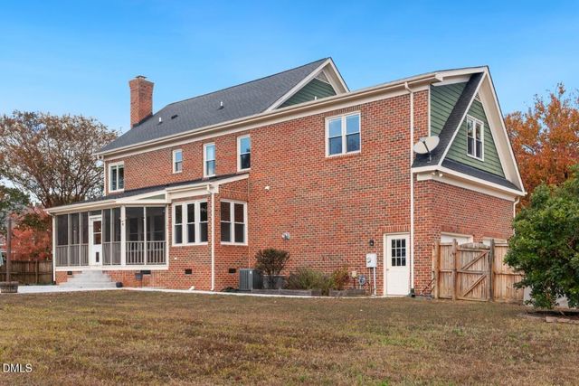 200 Kellygreen Court, Rolesville, NC 27571